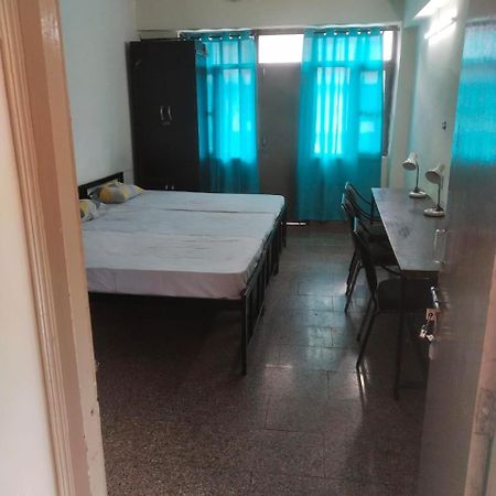 Abuzz Oxfordcaps Chanakya Hostel Solan Buitenkant foto